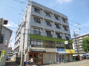 関山ビルの物件外観写真